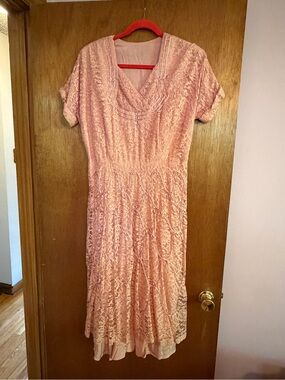 Vintage Pink Lace Womens Dress with V-Neck